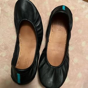 Black Tieks size 8